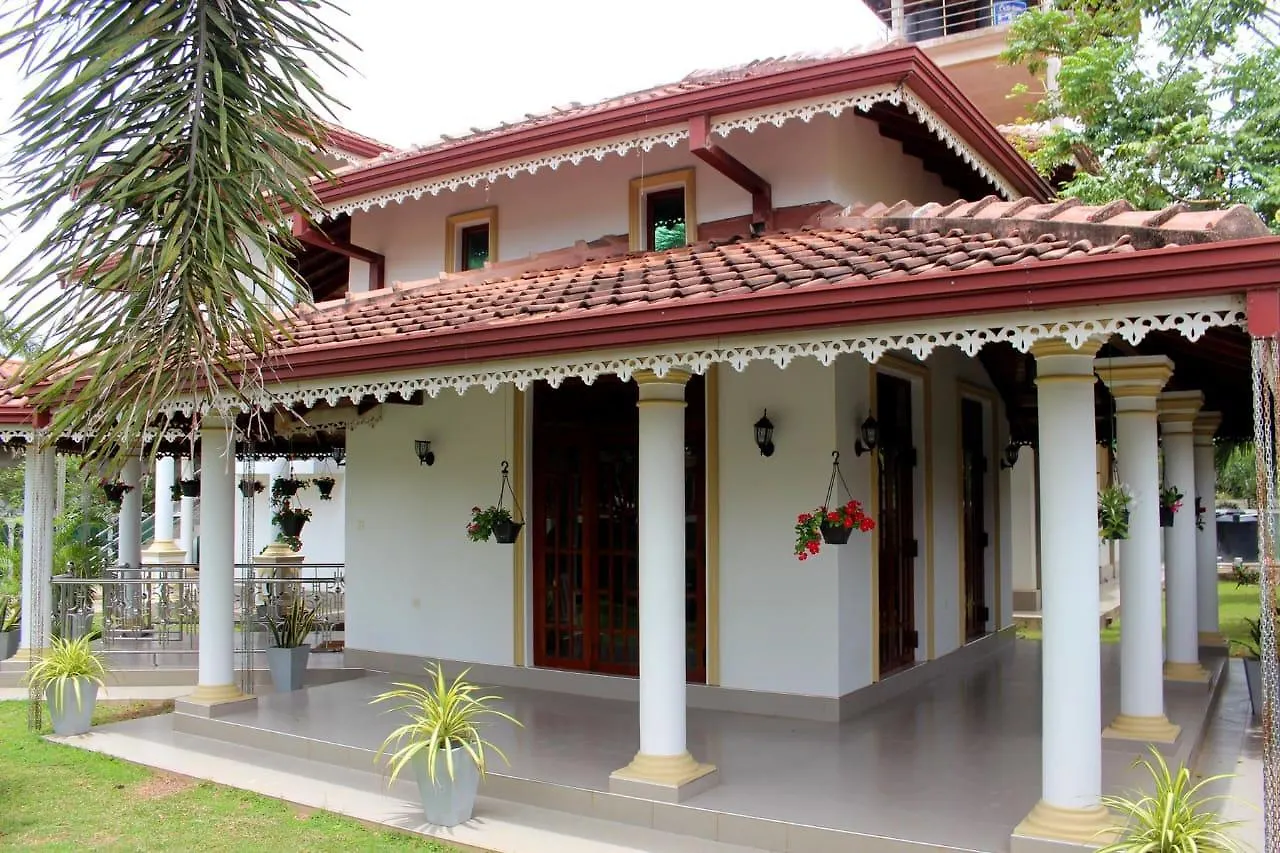 נגומבו Calvin'S Villa 3*,  סרי לנקה