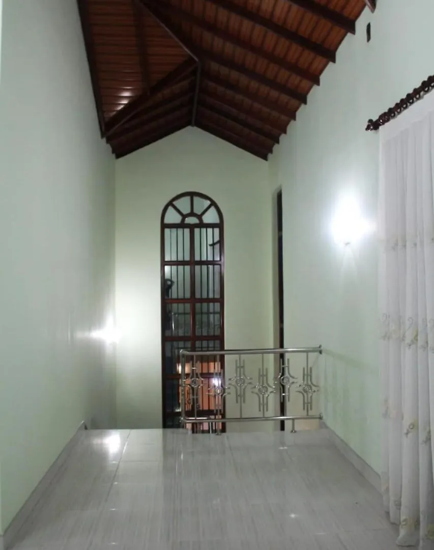 נגומבו Calvin'S Villa 3*,  סרי לנקה